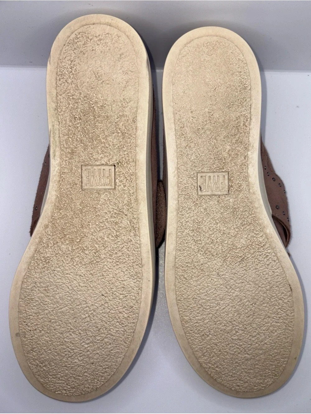 Frye Nina Stud Slip-On Dusty Rose Suede Leather Sneakers Sz 8.5 Casual Neutral